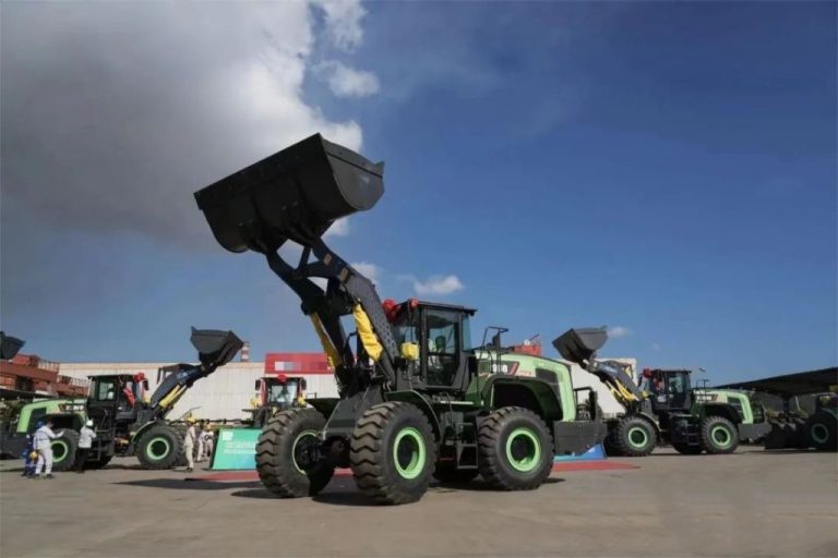 Electric loader