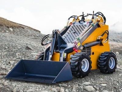 origin_of_skid_steer_loader