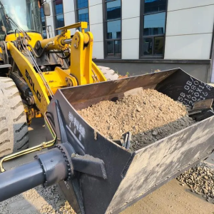 wheel loader